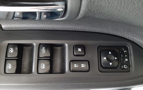 Mitsubishi Outlander III рестайлинг 3, 2018 год, 1 560 000 рублей, 24 фотография