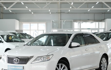 Toyota Camry, 2013 год, 2 049 000 рублей, 2 фотография