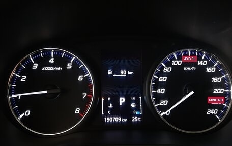 Mitsubishi Outlander III рестайлинг 3, 2018 год, 1 560 000 рублей, 17 фотография