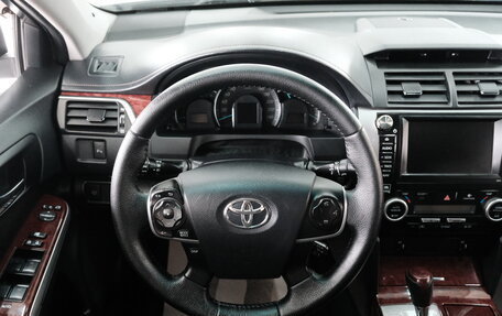 Toyota Camry, 2013 год, 2 049 000 рублей, 11 фотография
