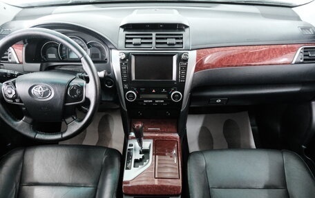 Toyota Camry, 2013 год, 2 049 000 рублей, 16 фотография