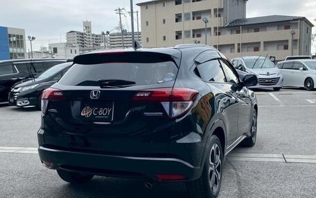 Honda Vezel, 2015 год, 1 093 000 рублей, 4 фотография