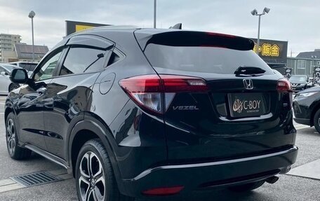 Honda Vezel, 2015 год, 1 093 000 рублей, 2 фотография