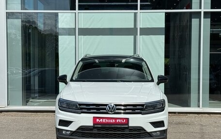 Volkswagen Tiguan II, 2019 год, 2 480 000 рублей, 3 фотография
