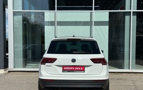 Volkswagen Tiguan II, 2019 год, 2 480 000 рублей, 4 фотография