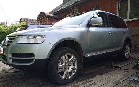 Volkswagen Touareg III, 2004 год, 615 000 рублей, 1 фотография