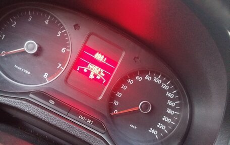 Volkswagen Polo VI (EU Market), 2011 год, 500 000 рублей, 2 фотография