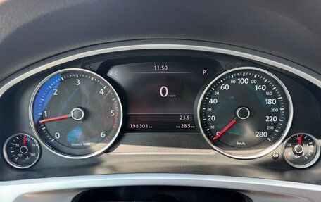 Volkswagen Touareg III, 2012 год, 2 100 000 рублей, 4 фотография