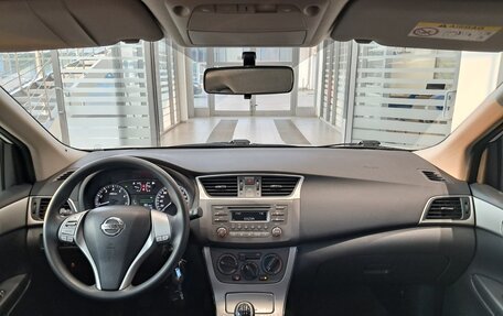 Nissan Tiida, 2015 год, 898 000 рублей, 14 фотография