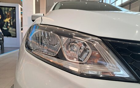 Nissan Tiida, 2015 год, 898 000 рублей, 17 фотография