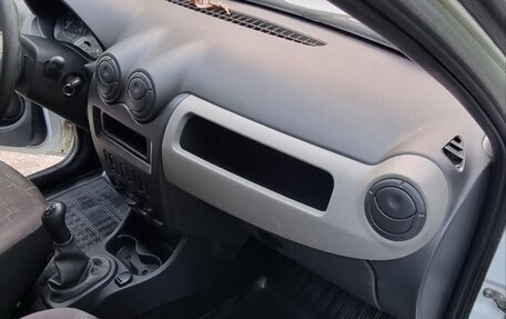 Renault Logan I, 2014 год, 360 000 рублей, 15 фотография