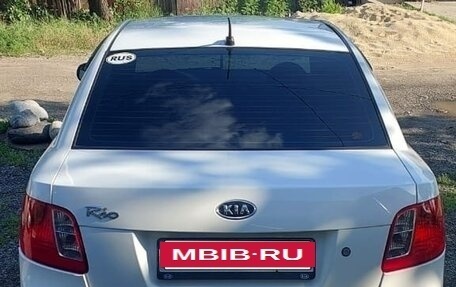 KIA Rio II, 2011 год, 650 000 рублей, 6 фотография