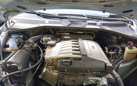 Volkswagen Touareg III, 2004 год, 615 000 рублей, 12 фотография