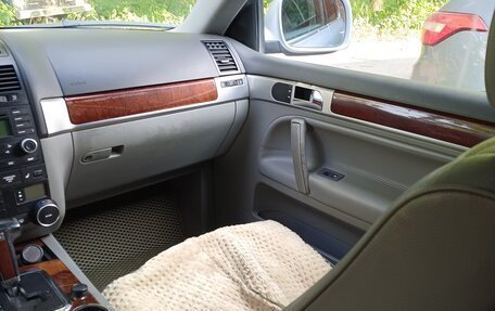 Volkswagen Touareg III, 2004 год, 615 000 рублей, 15 фотография