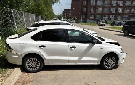 Volkswagen Polo VI (EU Market), 2016 год, 300 000 рублей, 3 фотография