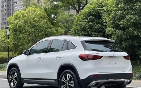 Mercedes-Benz GLA, 2022 год, 1 989 002 рублей, 4 фотография