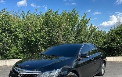 Toyota Camry, 2017 год, 2 050 000 рублей, 1 фотография