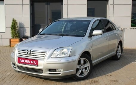 Toyota Avensis III рестайлинг, 2004 год, 580 000 рублей, 1 фотография