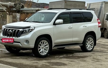 Toyota Land Cruiser Prado 150 рестайлинг 2, 2015 год, 4 200 000 рублей, 17 фотография