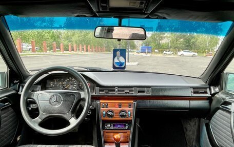 Mercedes-Benz W124, 1992 год, 420 000 рублей, 28 фотография