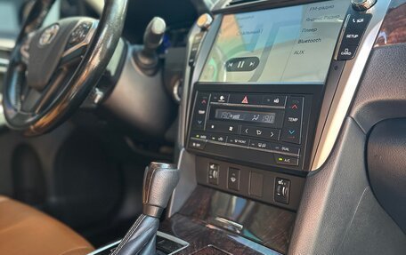 Toyota Camry, 2017 год, 2 050 000 рублей, 13 фотография