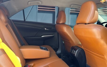 Toyota Camry, 2017 год, 2 050 000 рублей, 16 фотография