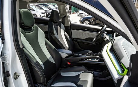 Geely Coolray I, 2023 год, 2 320 000 рублей, 8 фотография