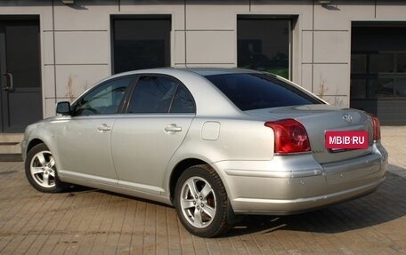 Toyota Avensis III рестайлинг, 2004 год, 580 000 рублей, 7 фотография