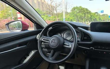 Mazda 3, 2021 год, 1 450 000 рублей, 7 фотография