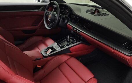 Porsche 911, 2024 год, 17 550 000 рублей, 5 фотография