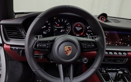 Porsche 911, 2024 год, 17 550 000 рублей, 10 фотография