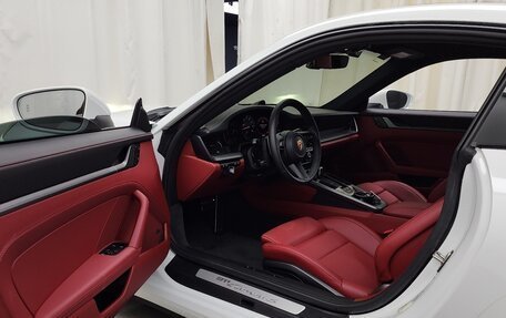 Porsche 911, 2024 год, 17 550 000 рублей, 7 фотография