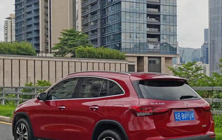 Mercedes-Benz GLA, 2022 год, 2 600 000 рублей, 3 фотография