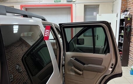 Ford Explorer IV, 2006 год, 900 000 рублей, 26 фотография