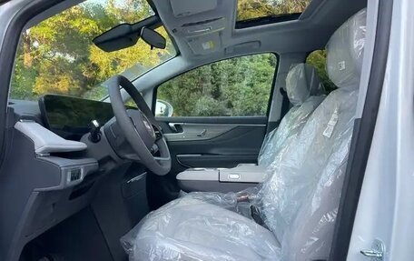 Buick GL8, 2025 год, 5 320 000 рублей, 8 фотография