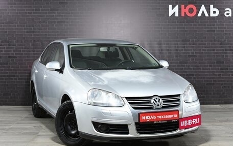 Volkswagen Jetta VI, 2010 год, 650 000 рублей, 3 фотография