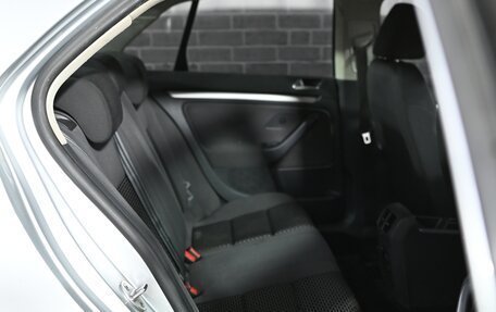 Volkswagen Jetta VI, 2010 год, 650 000 рублей, 16 фотография
