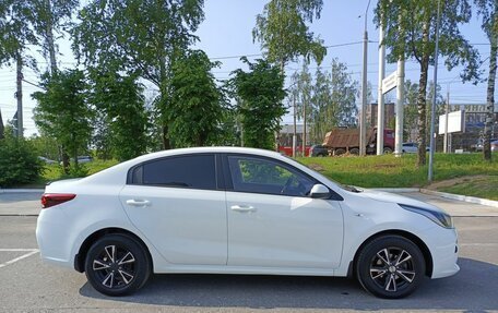 KIA Rio IV, 2017 год, 1 300 000 рублей, 5 фотография