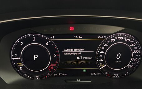 Volkswagen Tiguan II, 2018 год, 2 380 000 рублей, 15 фотография