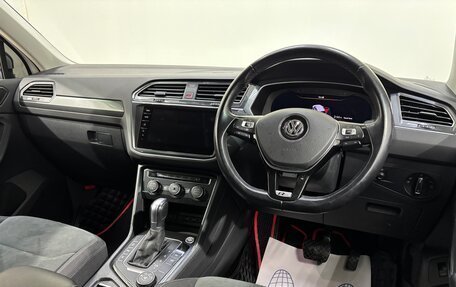 Volkswagen Tiguan II, 2018 год, 2 380 000 рублей, 11 фотография