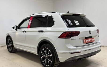 Volkswagen Tiguan II, 2018 год, 2 380 000 рублей, 3 фотография