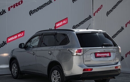 Mitsubishi Outlander III рестайлинг 3, 2012 год, 1 450 000 рублей, 5 фотография