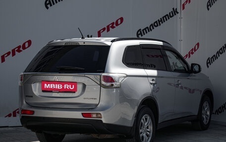 Mitsubishi Outlander III рестайлинг 3, 2012 год, 1 450 000 рублей, 7 фотография