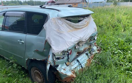 Toyota Ipsum II, 2001 год, 150 000 рублей, 3 фотография