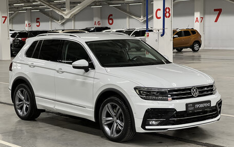 Volkswagen Tiguan II, 2019 год, 3 349 000 рублей, 3 фотография