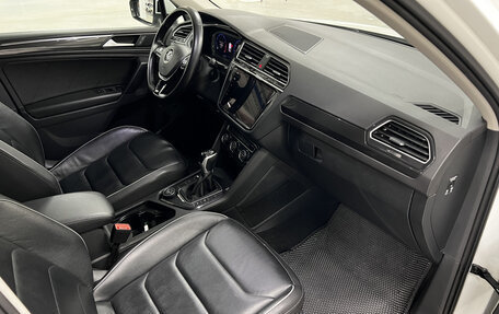 Volkswagen Tiguan II, 2019 год, 3 349 000 рублей, 11 фотография