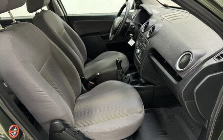 Ford Fusion I, 2006 год, 370 000 рублей, 10 фотография