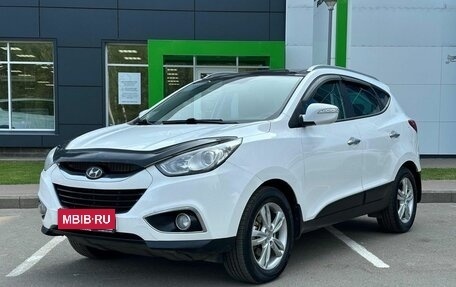 Hyundai ix35 I рестайлинг, 2011 год, 950 000 рублей, 1 фотография