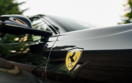 Ferrari 812, 2018 год, 33 000 000 рублей, 19 фотография