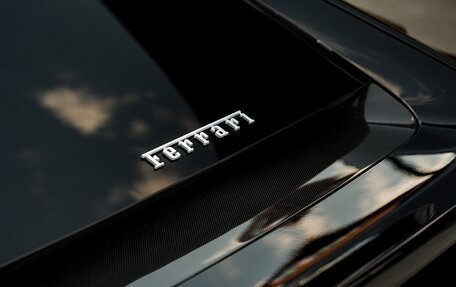 Ferrari 812, 2018 год, 33 000 000 рублей, 18 фотография
